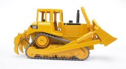 BRUDER 2422 Žlutý BULDOZER CAT