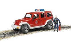 BRUDER 2528 Červený požární vůz Jeep Wrangler s figurkou hasiče