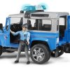 BRUDER 2597 Policejní auto Land Rover s figurkou