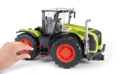 BRUDER 3015 Traktor CLAAS XERION 5000