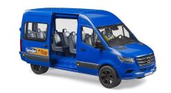 BRUDER 2681 Mercedes-Benz Sprinter Mikrobus s figurkou
