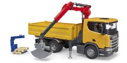 BRUDER 3551 Stavební vůz Scania Super 560R s ramenem a 2 paletami