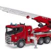 BRUDER 3591 Scania Super 560R hasičský vůz s otočným žebříkem, vodním dělem, majákem
