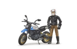 BRUDER 63051 Figurka + motorka Ducati Scrambler Desert Sled